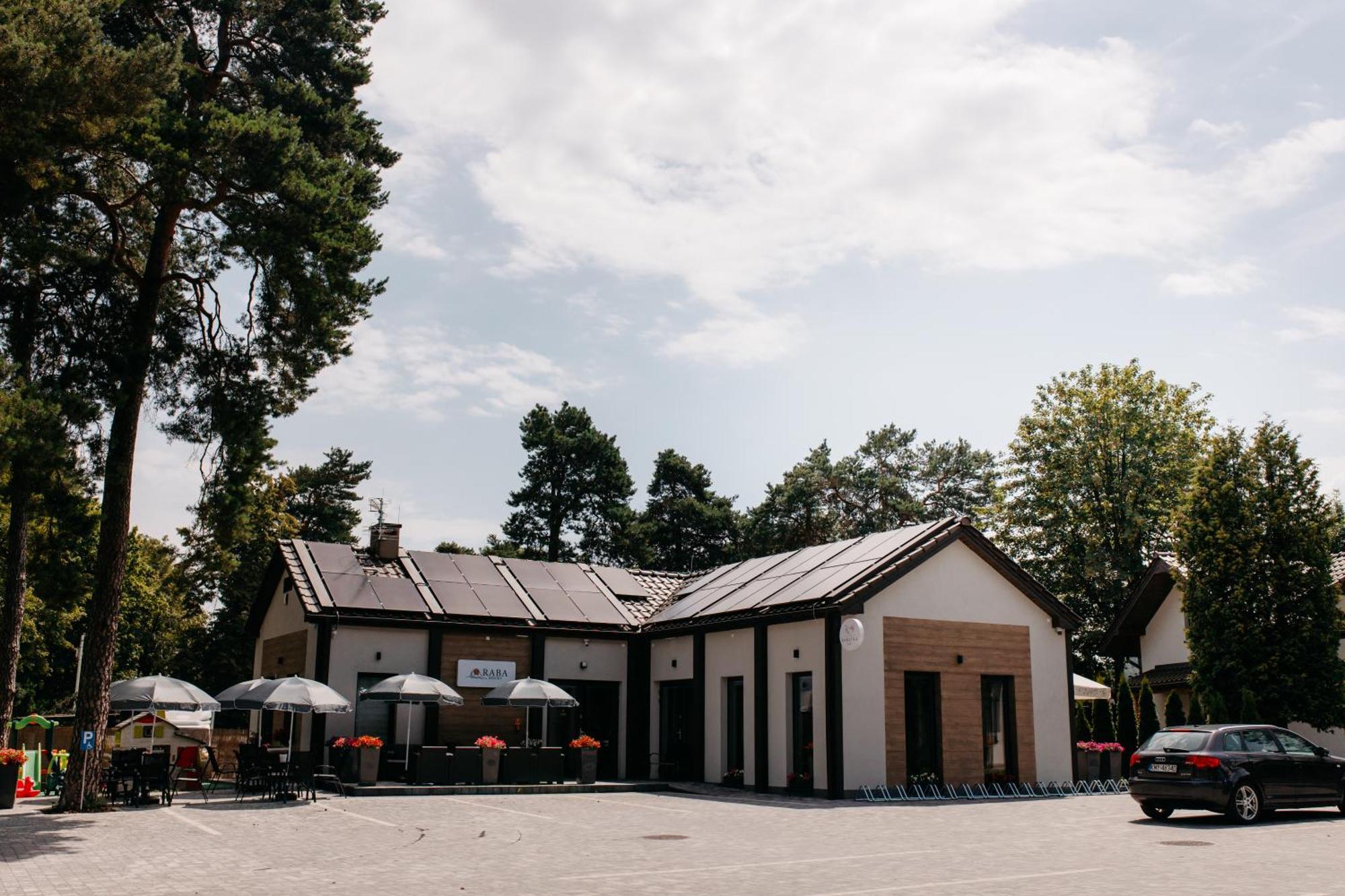 Raba Resort - Domki I Apartamenty Pod Krakowem Гдув Экстерьер фото