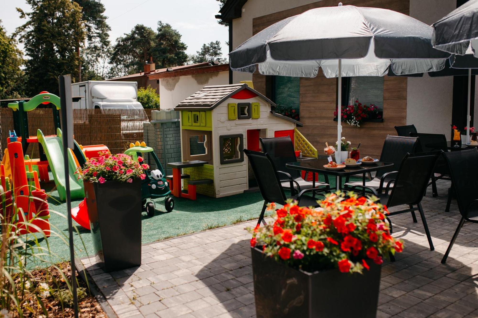 Raba Resort - Domki I Apartamenty Pod Krakowem Гдув Экстерьер фото